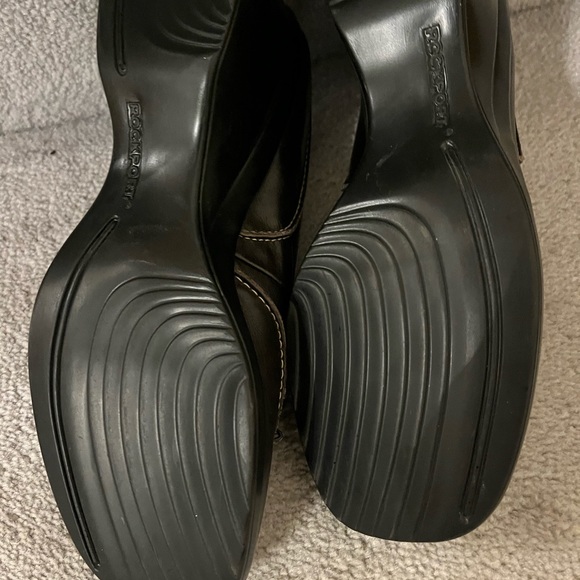 Woman's Brown Rockport Shoes, Size 6 1/2 M, Wedge Heel - Picture 3 of 4